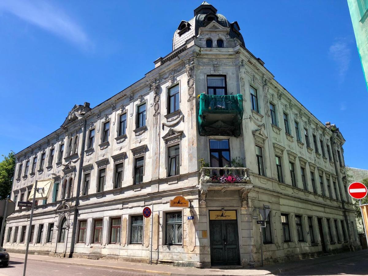 Bohemian Apartment In The Heart Of Old Ventspils City Exterior photo